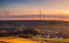 德国间歇性绿色电力大规模扩张，电网稳定性未受到影响