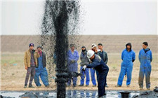 IEA：全球石油供應量明顯超過需求