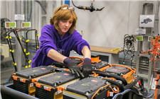 鋰電池不斷壓低生產成本  特斯拉/松下優勢明顯