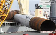 德国海上风机单桩基础起重过程中发生跌落！