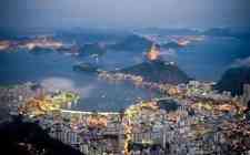 從管道進入巴西灣的60,000升石油泄漏