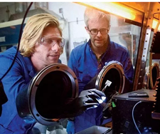 新型电池有望让太阳能利用更高效更便宜！