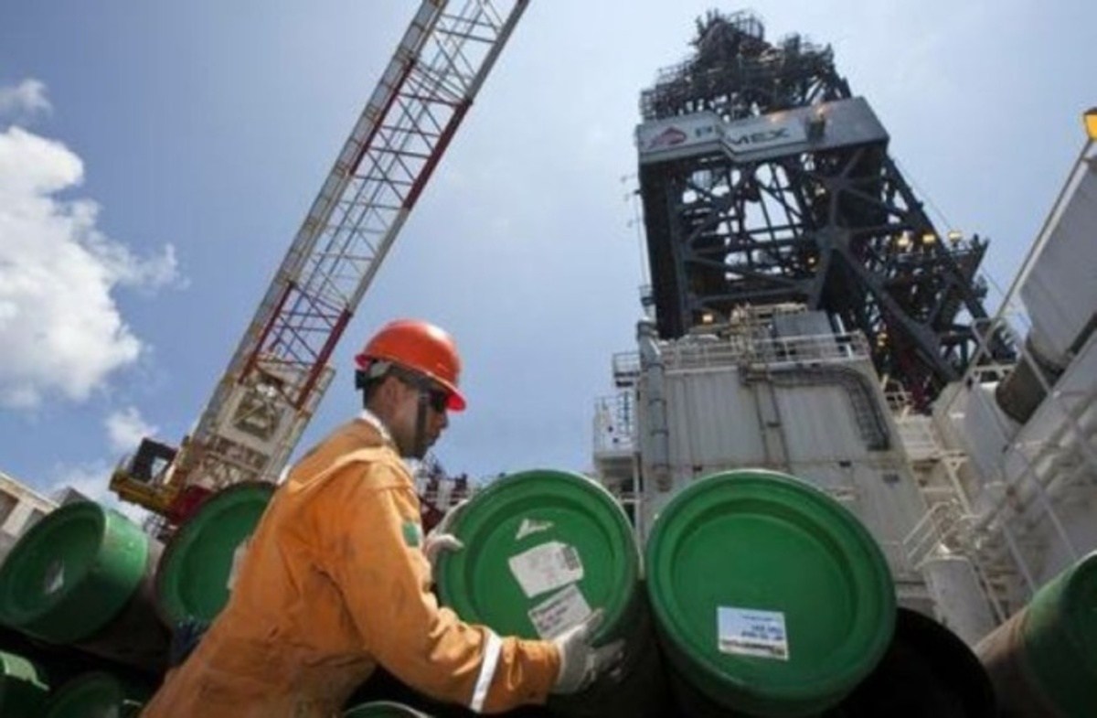 墨西哥油氣產(chǎn)量大幅下降  石化工業(yè)發(fā)展受阻