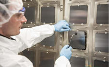 美英力推轉(zhuǎn)換效率更高的鈣鈦礦太陽能電池