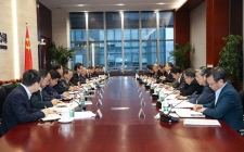 国家电投董事长钱智民会见东方电气董事长邹磊，双方进一步建立沟通协调机制