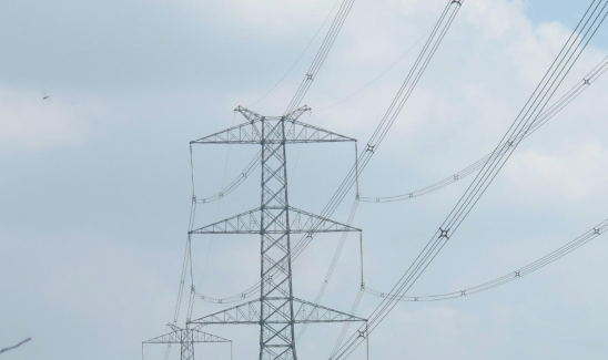 埃及最大輸電線路——EETC500千伏輸電工程1/3路段送電成功