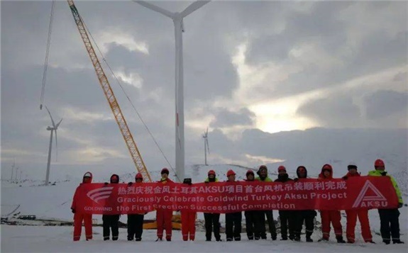 金风科技土耳其AKSU RES项目首台机组吊装完成！GW140-3.4MW！