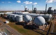 鑒于亞洲地區(qū)需求強勁，2019年將是獲批LNG項目數(shù)量創(chuàng)紀(jì)錄一年，產(chǎn)能將超過2.2億噸/年