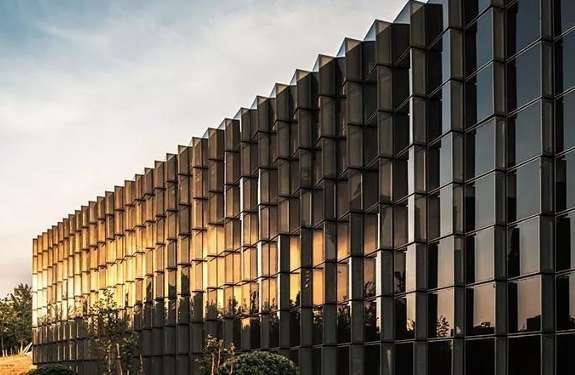 漢能大船“返航”：私有化方案獲準(zhǔn)發(fā)布，回A有望搭上科創(chuàng)板“東風(fēng)”