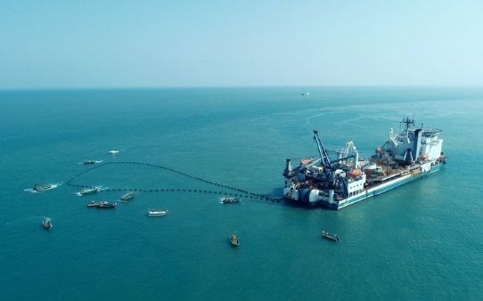 海南聯(lián)網(wǎng)二回海底電纜完成敷設(shè)