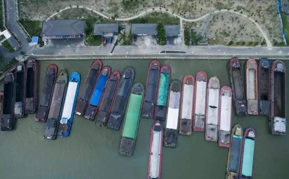 長江首座水上綜合生態服務中心進入安裝調試階段