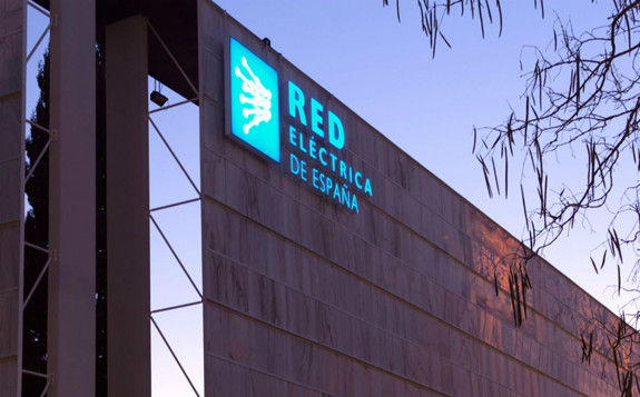 西班牙REF将投资36亿美元用于开发高压输电网络和电力系统运行，以实现西班牙全境的能源转换