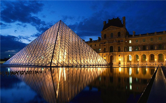 中國廣核集團與法國電力集團在巴黎簽署深化合作諒解備忘錄