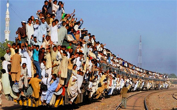 印度补贴14亿美元，提高进口关税，双效并举刺激本国企业生产电动车