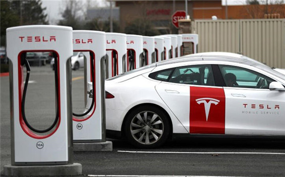 特斯拉覬覦Maxwell“干電極技術”，能量密度或超500wh/kg