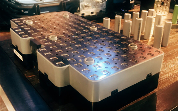 科普：電動汽車與燃油汽車的區別與優勢