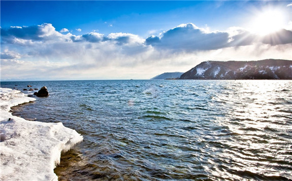 俄罗斯：“罗蒙诺索夫院士”号漂浮核电站准备投入运行