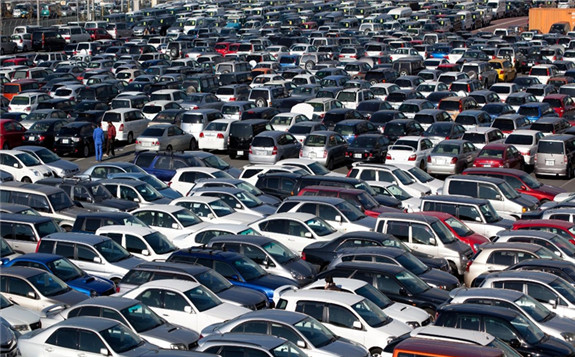 买车容易卖车难，为什么新能源二手车卖不上价呢?