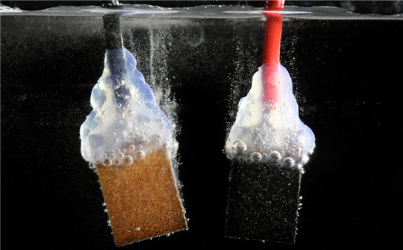 EPFL結(jié)合聚光設(shè)備與光電化學(xué)制氫  將太陽能轉(zhuǎn)換成氫氣效率高達(dá) 17%