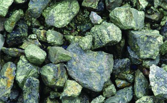 美國鋰產量不到全球的1%，沒有鈷采礦和化學品生產能力