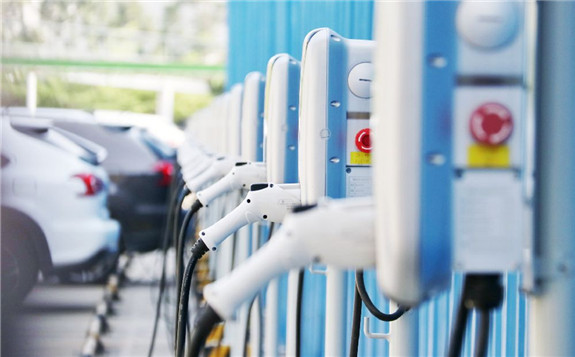 深圳民樂充電站新增的172個快充樁正式投入使用