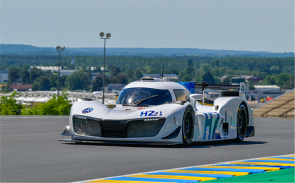 氫動力賽車參加耐力賽