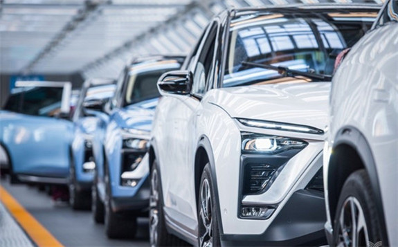 飞速膨胀的新能源汽车市场泡沫即将破碎？