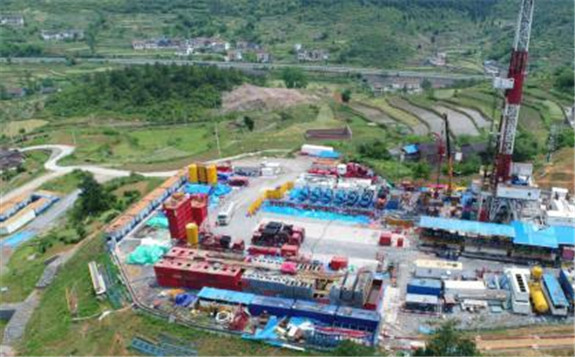 宏华集团助力绿色开发 首创页岩气整体解决方案