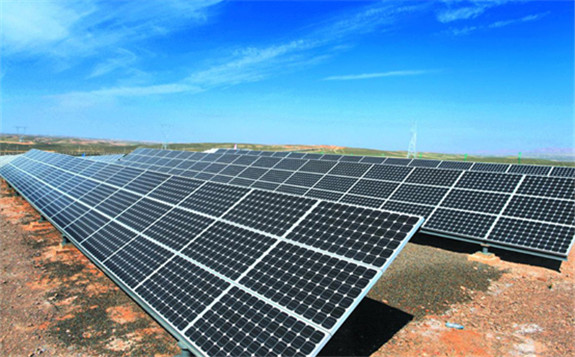 青海打造兩大千萬千瓦級新能源基地 沖刺全球清潔供電紀錄