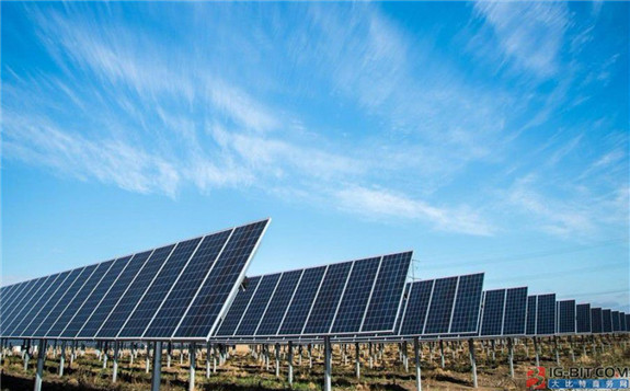 亚行翟永平:中国光伏产能过剩 建议在发展中国家设厂