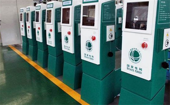 照2020年新能源車保有量600萬輛計(jì)算，充電樁年復(fù)合增速達(dá)到177%