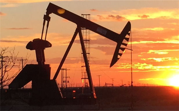如果說油價動蕩仍不足以摧毀美國頁巖油行業，融資成本或給予大部分企業致命一擊