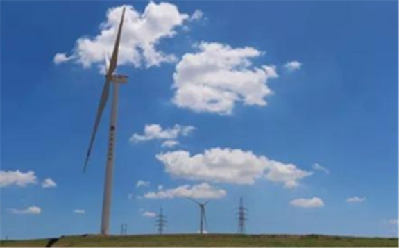  可再生能源“捧紅”張家口