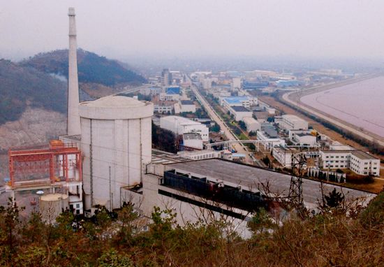 京能蘇尼特300兆瓦風電項目首臺風機基礎正式開挖