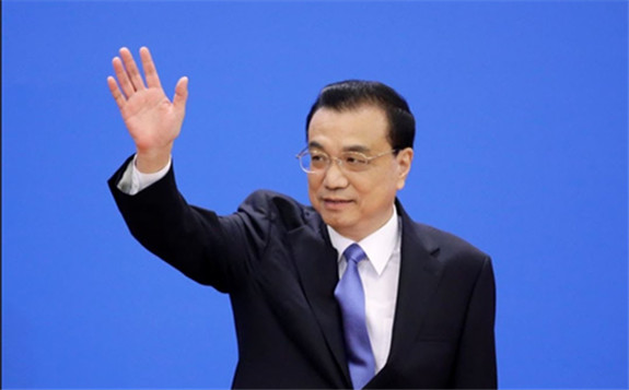 李克强：要开拓市场，就应该大大缩短企业获得电力的时间