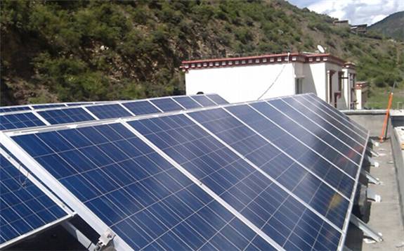 內蒙古通遼市光伏扶貧村級電站項目實現全容量并網發電