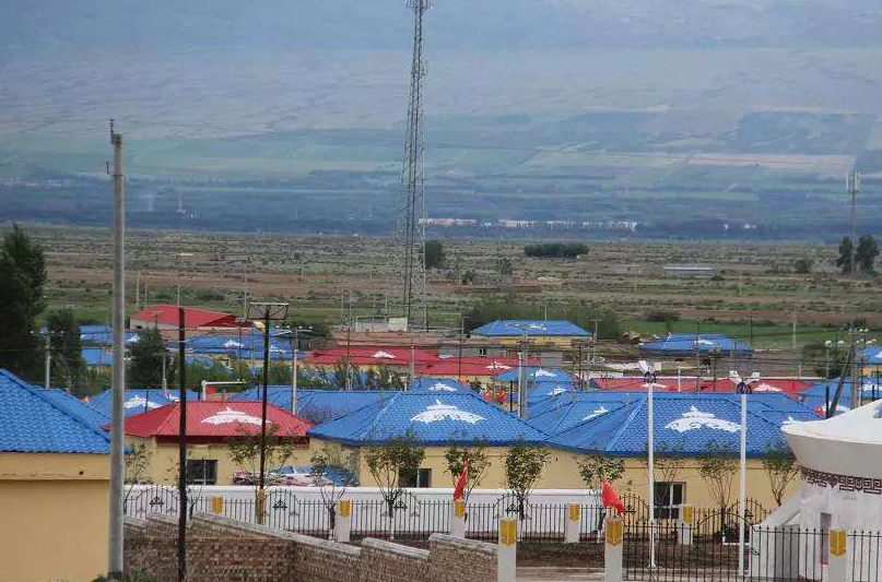 新疆博爾塔拉公司推進(jìn)配網(wǎng)帶電作業(yè)提高供電可靠率 提升客戶(hù)用電感受