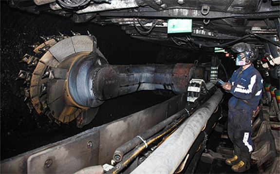 首臺8.8米超大采高智能化采煤機問世