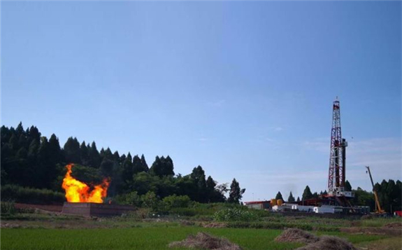 西南油氣田頁巖油勘探開發(fā)實現(xiàn)零的突破