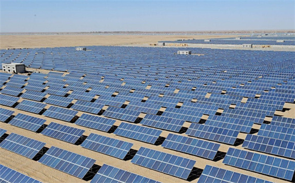 光伏一路争议十年 壮大为全球最大市场 