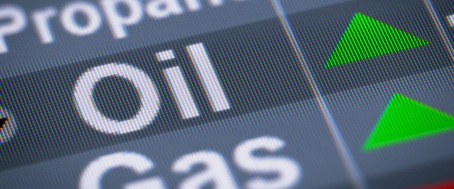 嚴格的燃料規范或助力油價上漲  需求放緩、供應充足構成下行風險