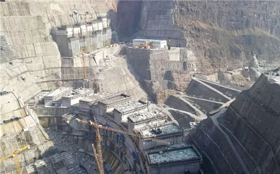 世界在建最大水电工程——白鹤滩水电站大坝浇筑量破470万立方米