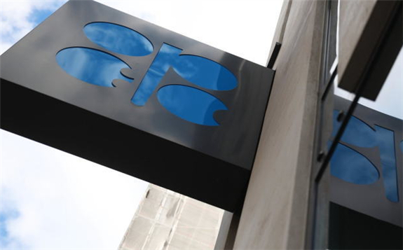 伊拉克的日出口量增加了15萬桶，而伊朗的出口量增加了6.5萬桶