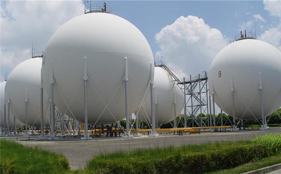 未来工业燃料、城市燃气、发电用气将呈现“三足鼎立”