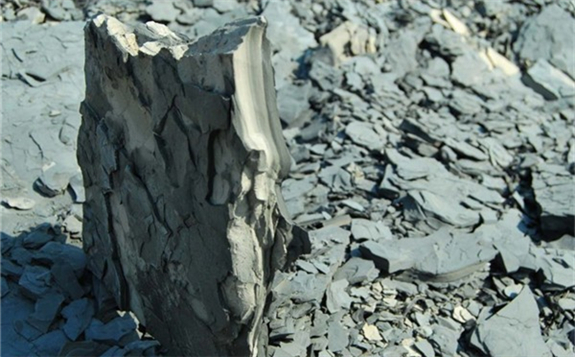 頁巖油開采：石頭縫里“擠”石油