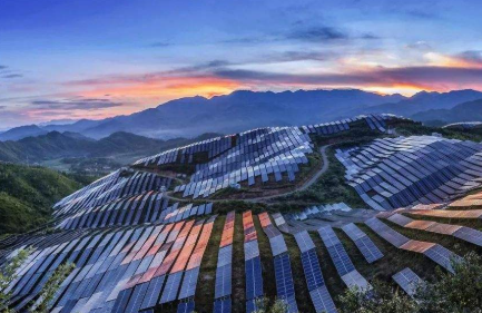 陽光電源與西班牙光伏開發商簽署400MW 1500V供貨協議