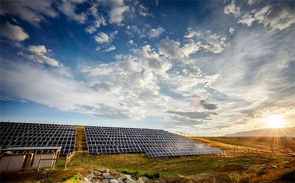 特變電工沖進(jìn)7月榜單 華為、陽(yáng)光、錦浪位列前三