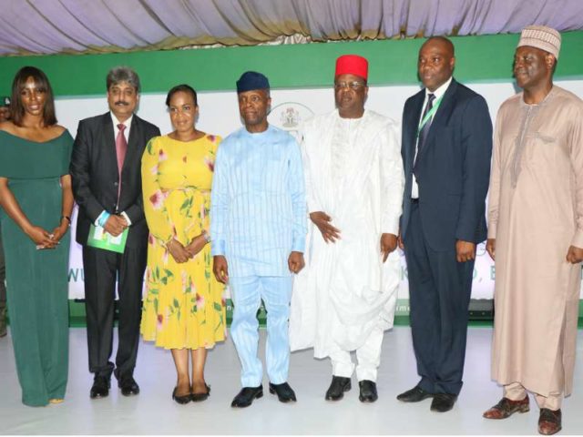 尼日利亞農(nóng)村電氣化局將在五年內(nèi)為100萬(wàn)個(gè)農(nóng)村家庭接入電網(wǎng)