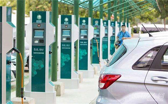 新能源汽车充电服务“全国一张网”基本建成