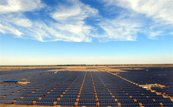 格尔木光伏“领跑者”项目实现降本增效